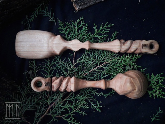 Деревянная ложка и лопатка