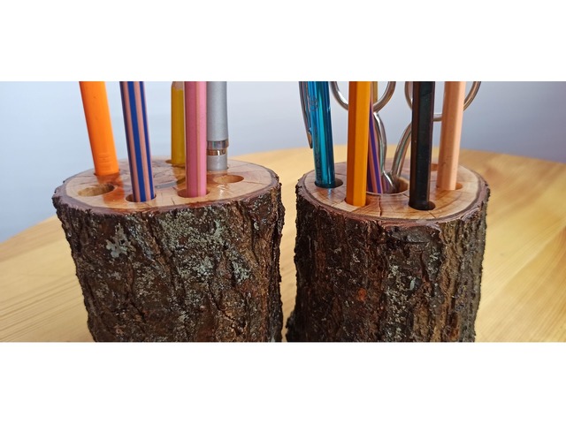 Набор стильных карандашниц из 2 штук сделанных из древесины абрикоса