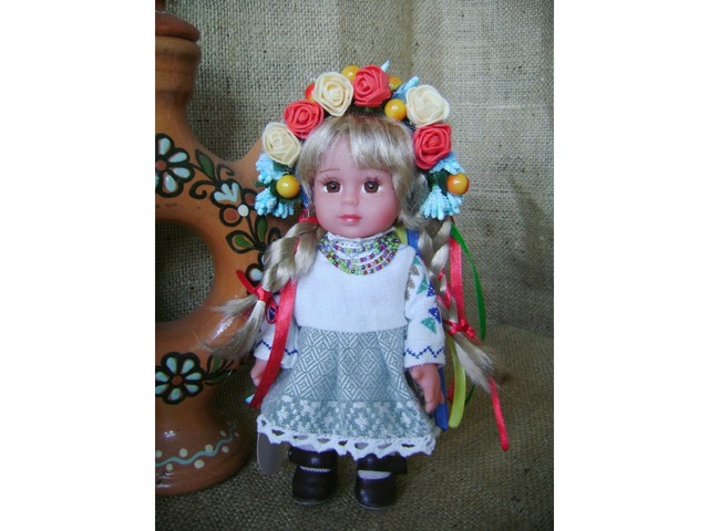 Кукла №80 интерьерная в народном украинском костюме украинка украинец