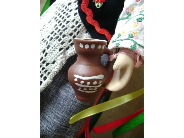 Украинский сувенир №12 коллекционная фарфоровая кукла народный костюм