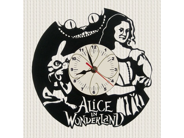 часы Алиса в стране чудес