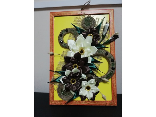 Декоративное цветочное панно на стену из джута  и ленты ручная работа
