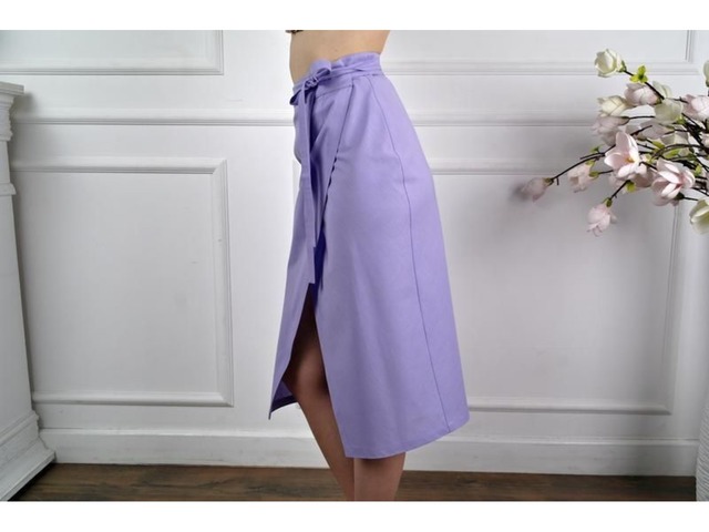 Лавандовая юбка на запах из натурального льна