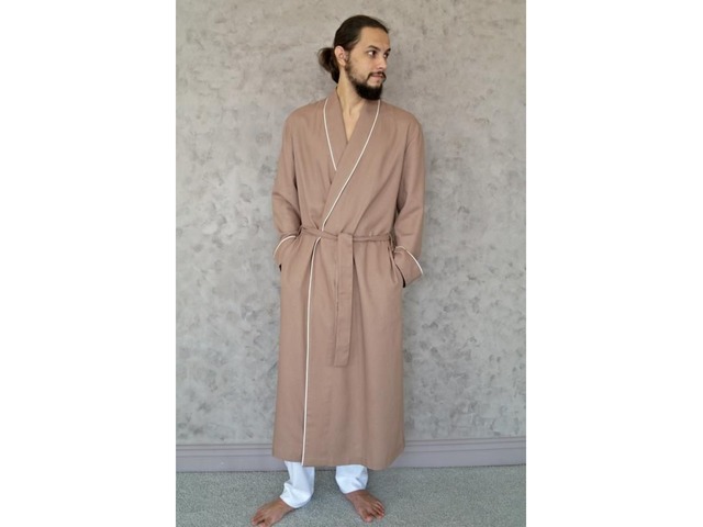 Мужской халат из натурального льна с кантом, льняной халат