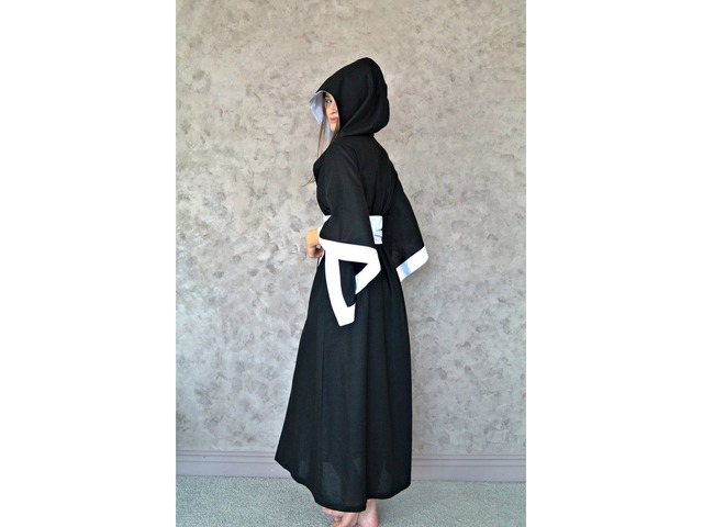 Длинный халат с широким поясом и капюшоном из натурального льна, красивый женский льняной халат