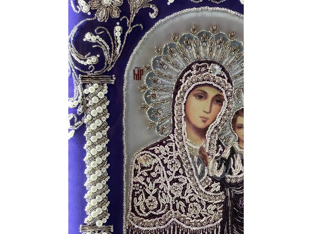 Богородица Казанская в рамке с подсветкой .
