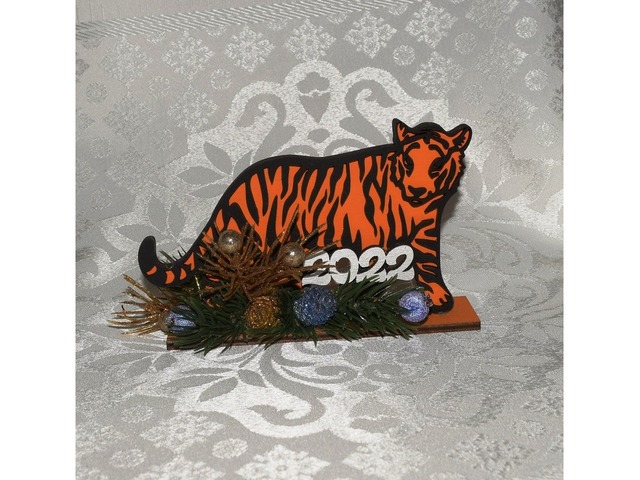 ПРОДАНО Новогодняя статуэтка Тигр