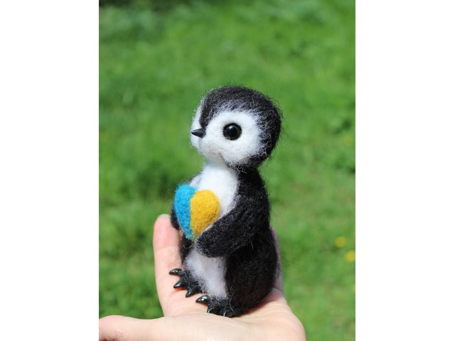 Пінгвин іграшка хендмєцд валяна з вовни ручної роботи интерьерная птица