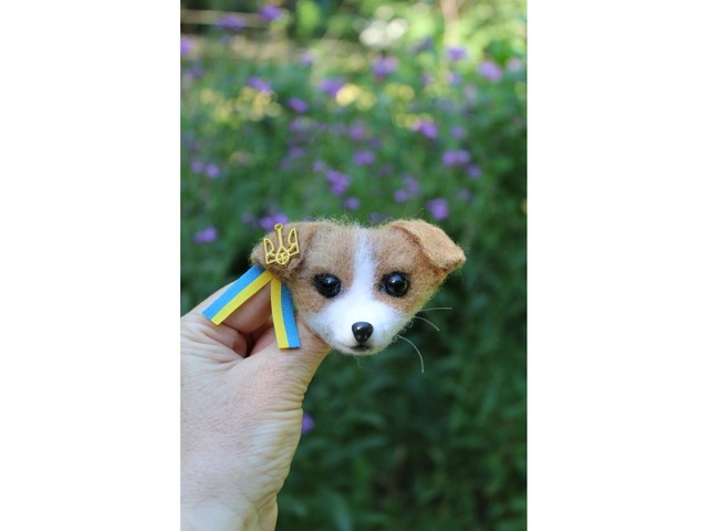 Брош собачка валяна іграшка хендмєйд ручної роботи собака