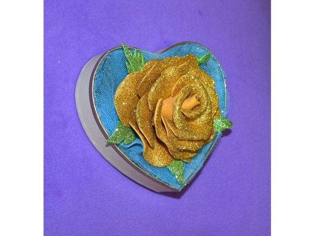 Статуетка-серце "Жовта трояндочка". Подарунок