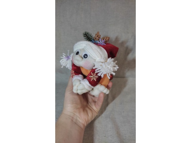 Лялька новорічна Сніжана