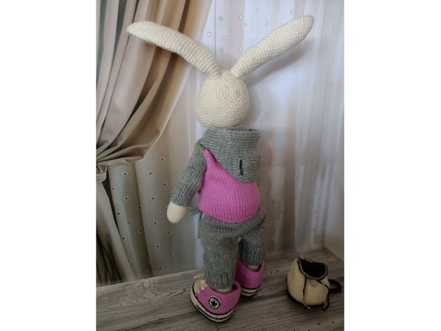 Мягкая игрушка Зайка Bunny в кедах и худи от tetyana_knit