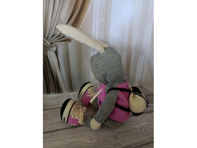 Мягкая игрушка Зайка Bunny в кедах и худи от tetyana_knit