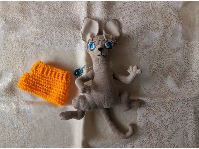 Інтер'єрна іграшка кішка сфінкс. Текстильна іграшка кіт сфінкс. Кіт Марс.