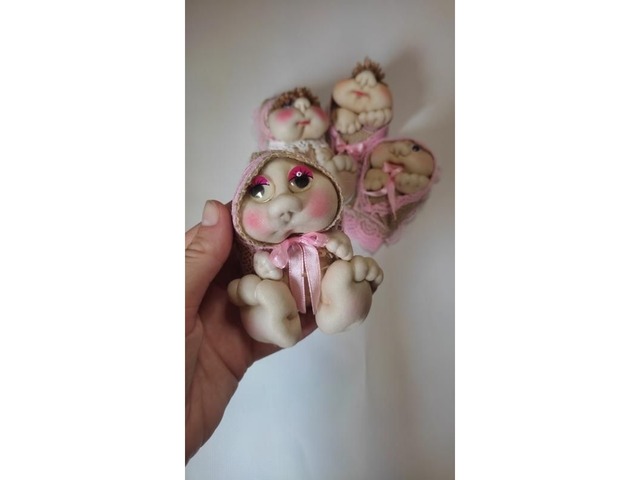 Мініатюрні лялечки