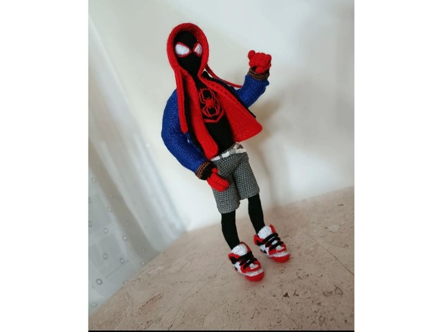 Игрушка ручной работы Майлз Мора́лес (Miles Morales) — супергерой Marvel Comics.