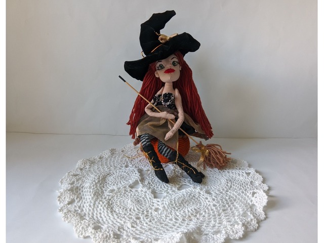 Відьмочка. Інтер’єрна текстильна лялька. Сувенір на Хелловін