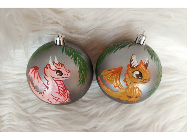Новорічні кульки, символ року Дракон, новорічні іграшки, прикраси на ялинку