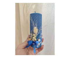 Свічка в синьому кольорі з декором