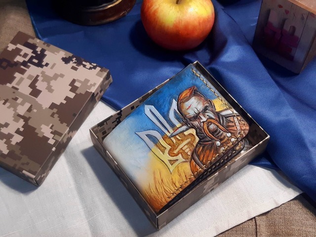 Український подарунковий гаманець-біфолд«Козак»