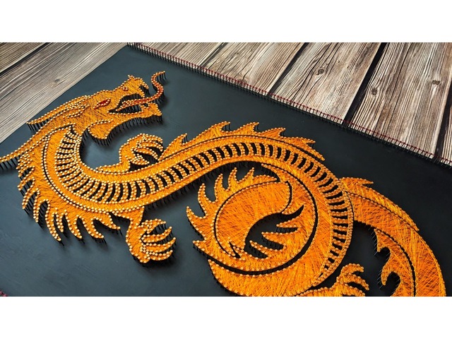 Картина вогняний дракон, китайський декор на стіну, золотий дракон арт