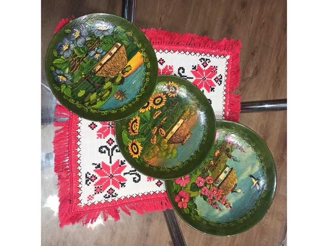Декоративные тарели-сувениры в украинском стиле