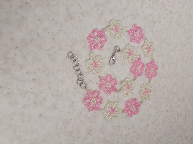 ніжне рожеве намисто на літо прикраси ручна робота аксесуари для дівчат