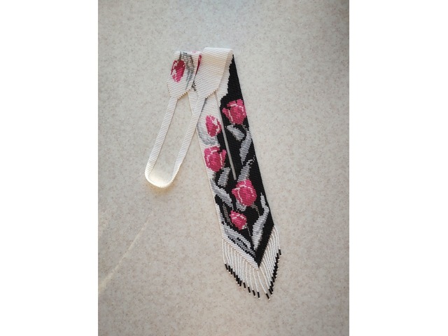 чорно-білий гердан з квітами прикраси ручна робота аксесуари намисто