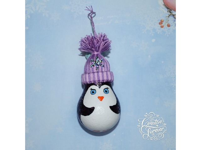 Новорічна іграшка Пінгвін з лампочки