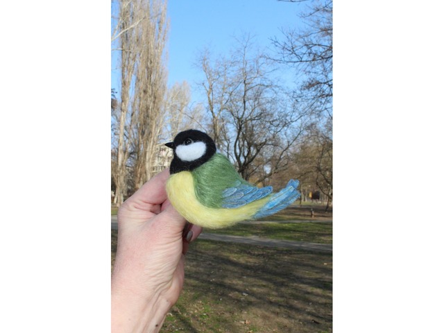 Брош валяна синичка іграшка підвіска хендмєйд птицяваляна прикраса інтерєрна Синица игрушка сувенір