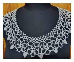 Ажурний мереживний комірець.