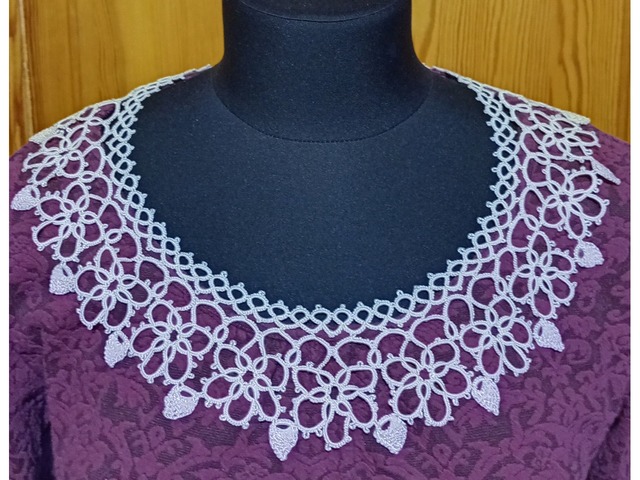 Ажурний мереживний комірець.