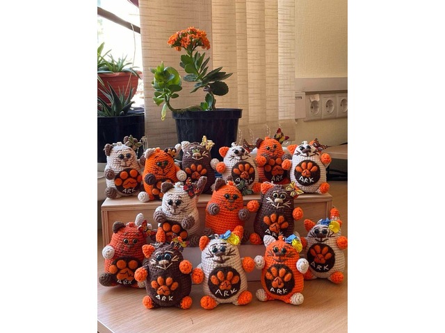 Котик-брелок