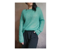 В'язаний джемпер. Ручна робота