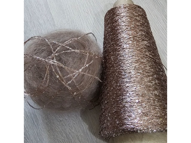 В'язаний джемпер. Ручна робота