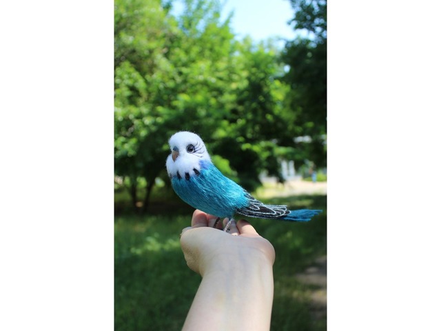 Папуга хвилястий іграшка валяна з шерсті інтерєрна пташка попугай волнистий сувенір подарунок