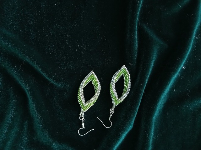 Сережки листочки