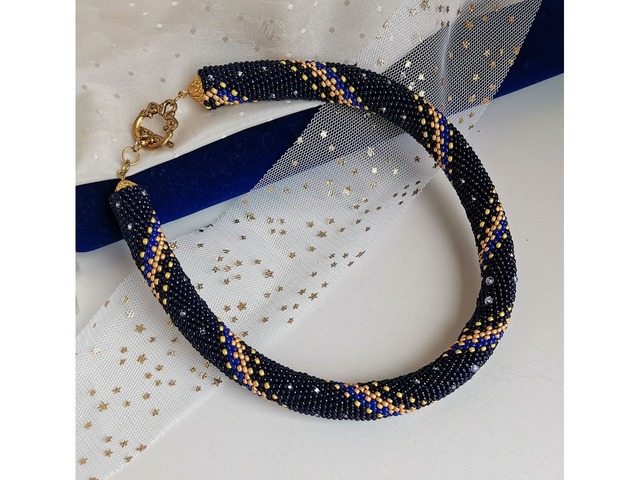 Прикраса із бісеру кольє-джгут "Зорепад"