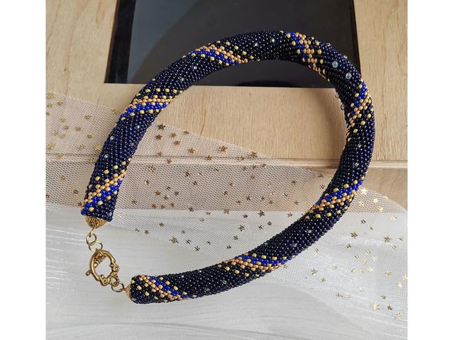 Прикраса із бісеру кольє-джгут "Зорепад"
