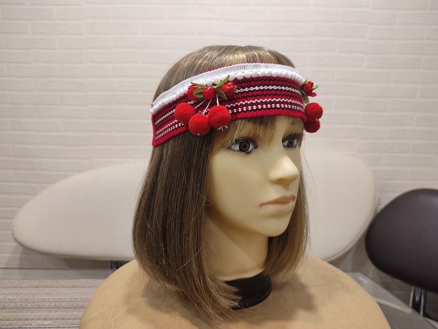 Ободок в українському стилі, чільце з помпонами, гуцульське чільце