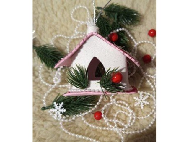 Ялинкові прикраси