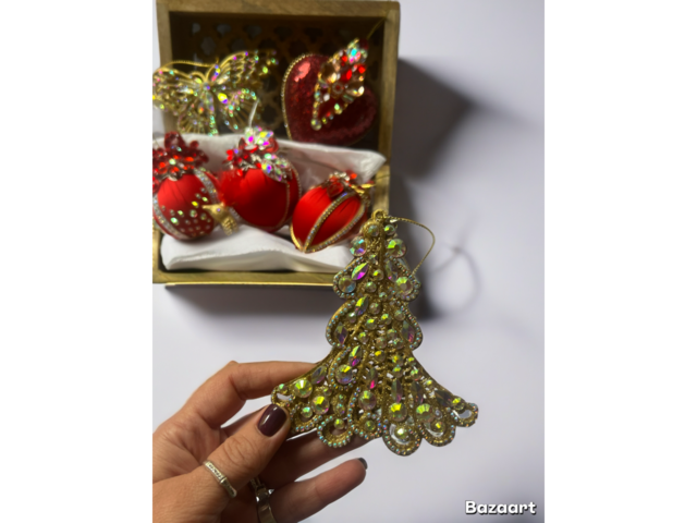 Новорічні іграшки ручної роботи