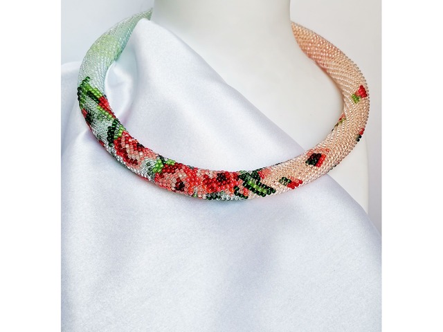 Прикраса із бісеру кольє-джгут "Вальс"