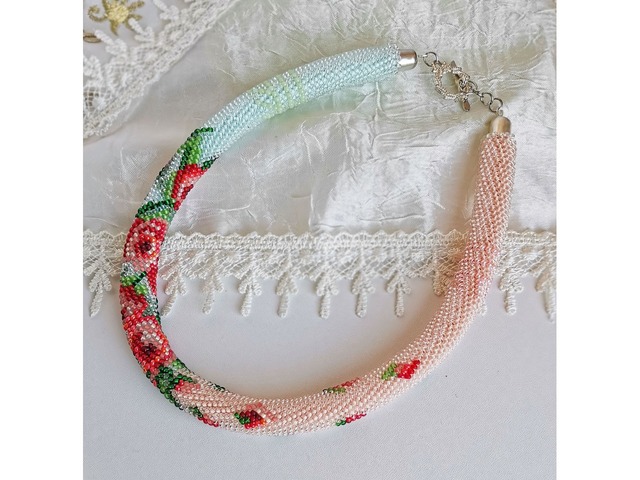 Прикраса із бісеру кольє-джгут "Вальс"