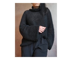 В'язаний светр. Ручна робота