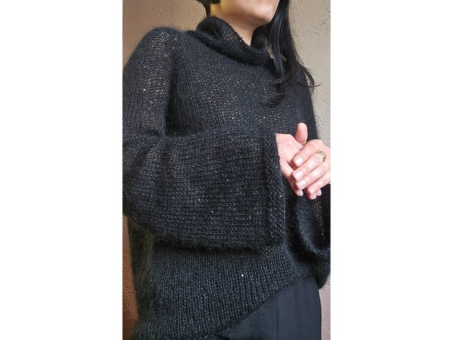 В'язаний светр. Ручна робота