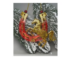 Новорічна підвіска з епоксидної смоли *Підкова та конячка*.