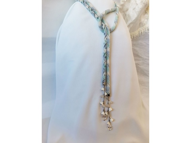 Прикраса із бісеру джгут-ларіат "Перламутровий"