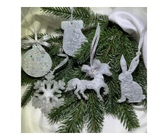 Набір новорічних прикрас на ялинку з епоксидної смоли.