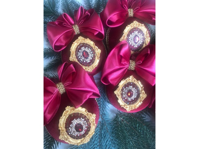 Ялинкові іграшки набір